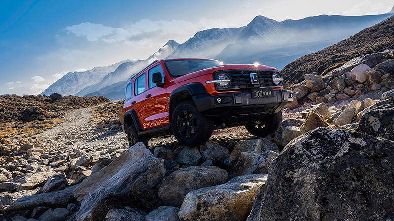 Powerful Off-Roader Makes Its Debut!