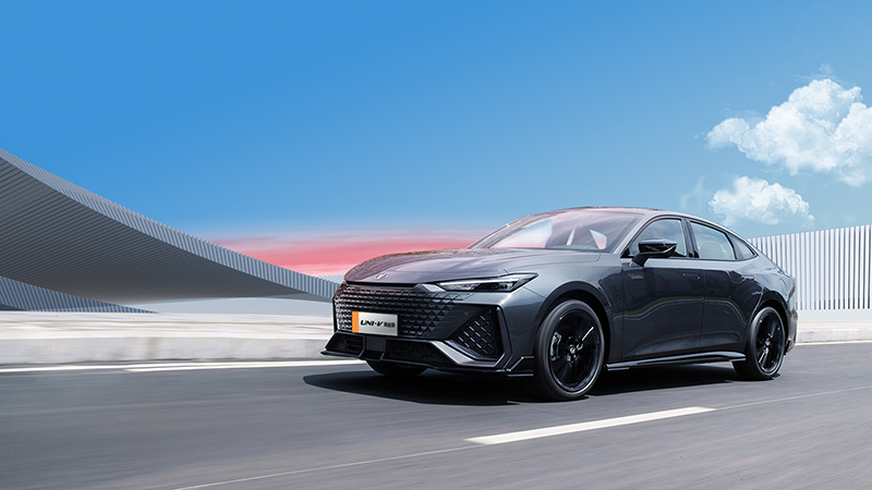 The 3rd Generation Changan UNI-V Goes on Sale